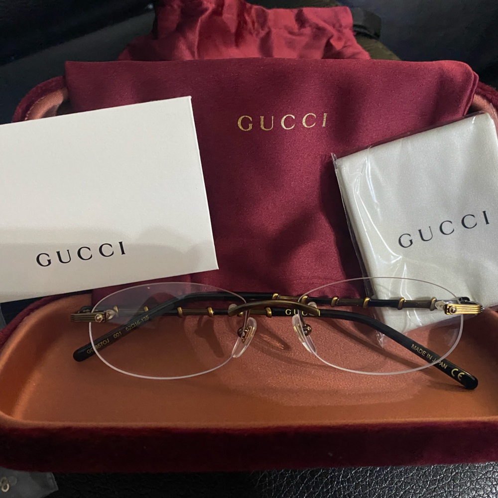 Gucci glasses
